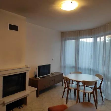 за гости манчев Apartment Stoykite